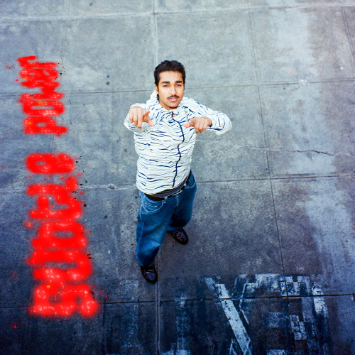 PREMIERE: WILS*RISH - 'Hold It Back (feat. DoloRRes)' [Self Released]