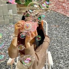 holiday (feat. Jaywood)