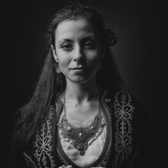 Devoyche - Rayna Vasileva