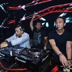 Randy Kenzo live at Colloseum 2015