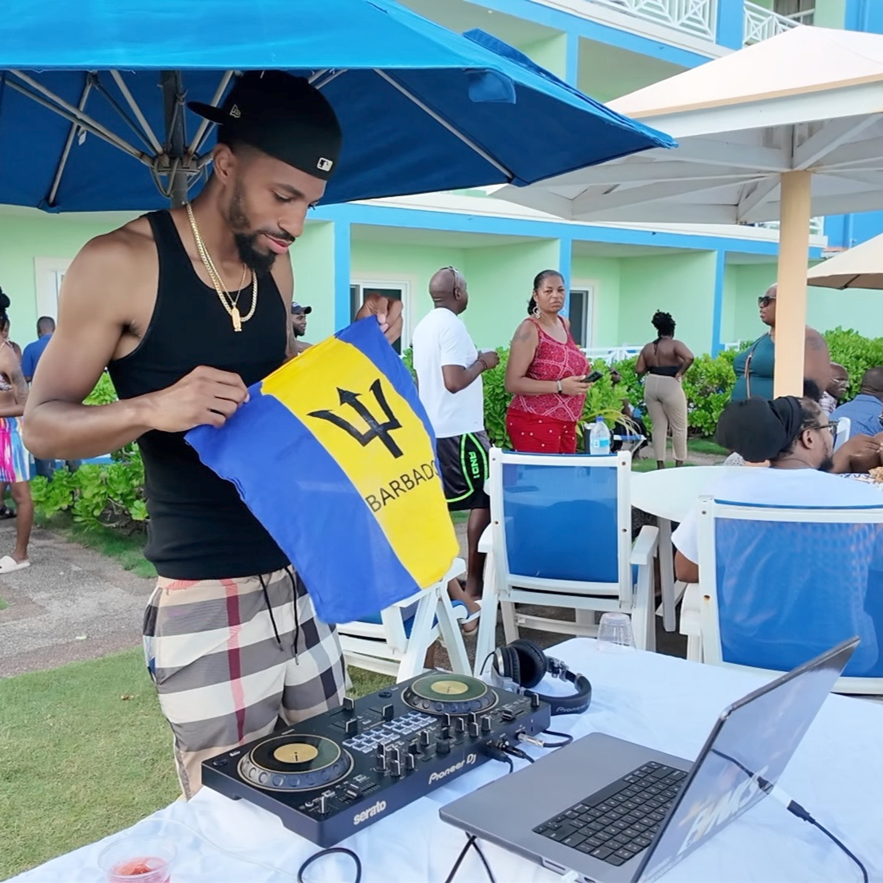 DJ BVNKS