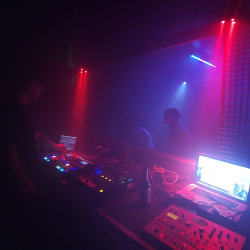 Nestshift 0918