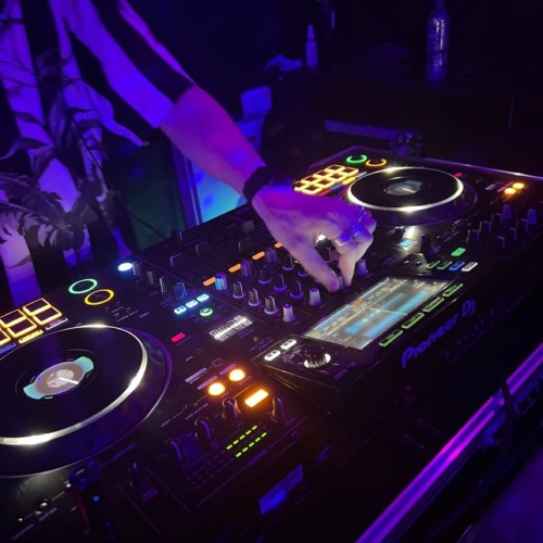 𝒟𝑒𝑒𝓅𝑒𝓇 𝒟𝒾𝓂𝑒𝓃𝓈𝒾𝑜𝓃𝓈 – 𝐹𝒶𝓎𝒹𝑒𝑒