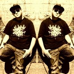 Santa chila rap fixer uno pussi and cash 2017 real gangster músic.mp3