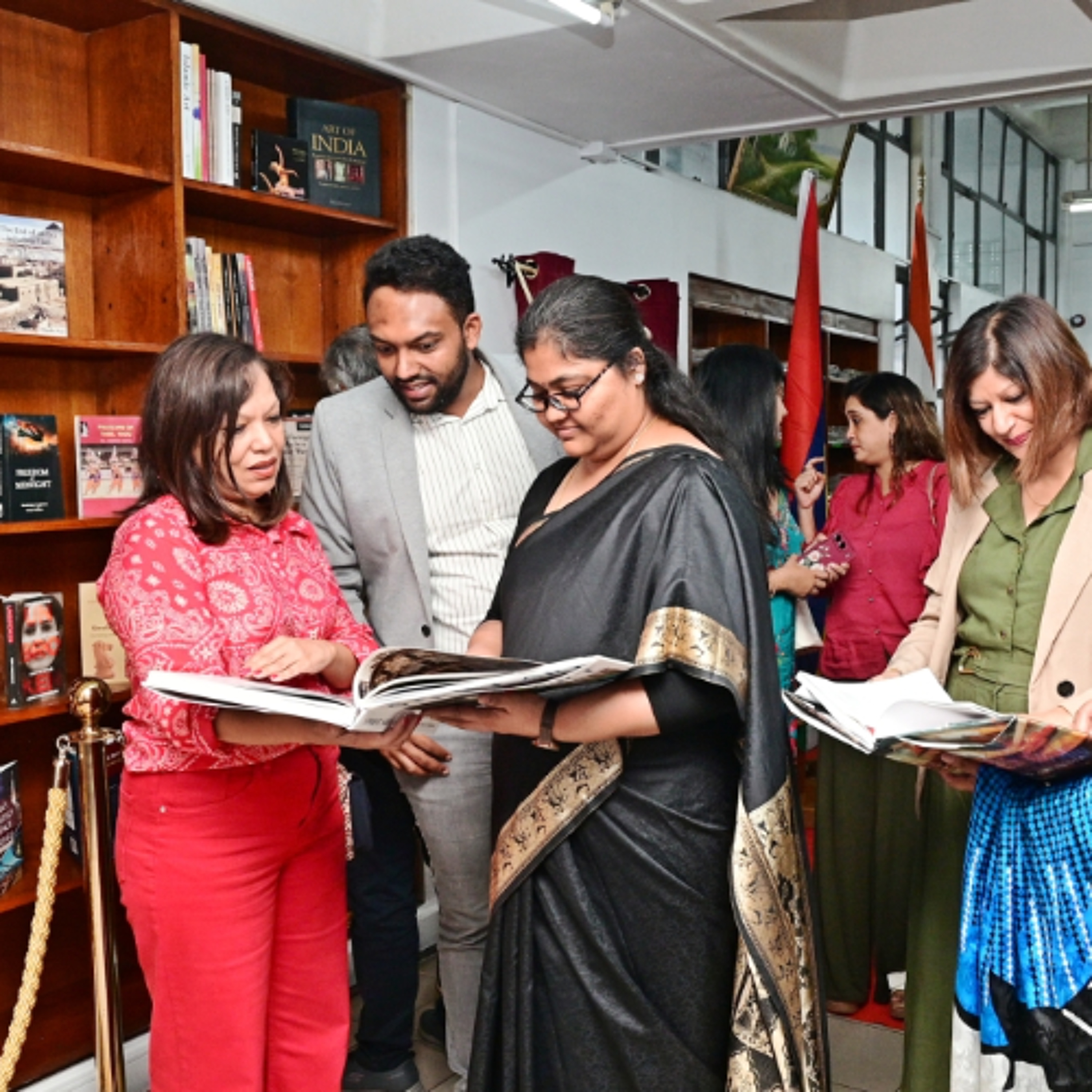Lancement officiel de l’India Corner : un nouvel espace de lecture dédié à la culture indienne à Quatre-Bornes