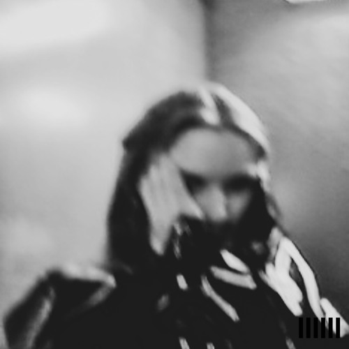 Premiere: Stina Francina "Unhinged" - Streck Studio