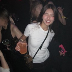 anh vui >.<