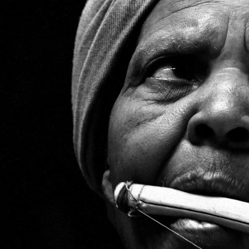 Mantombi Matotiyani - "Emva Khaya" Jon Kennedy remix (2006)