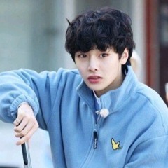 K-pop sped up songs!