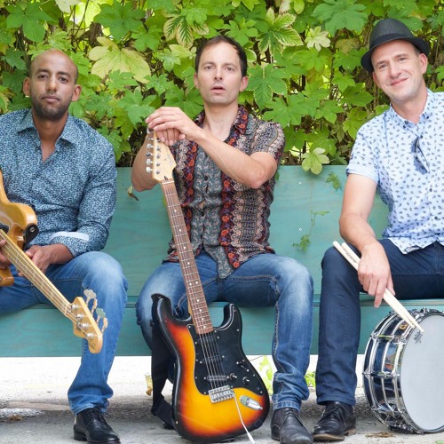 Stream The Bed's Too Big Without You by Blues Explosion Listen online