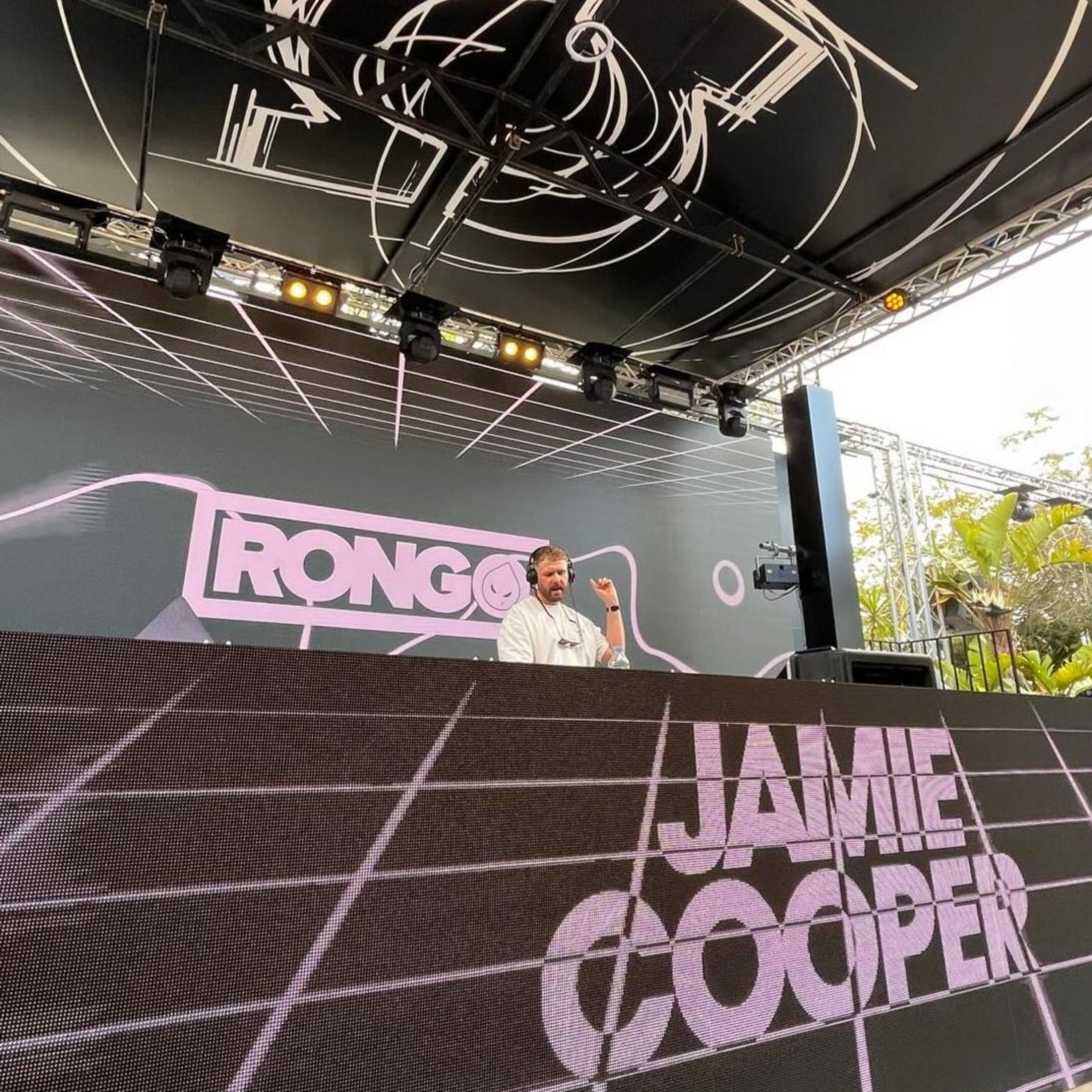 Jamie Cooper - Trance, Progressive & Techno Mixes