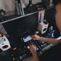 Mùa Đông Này Em Có Về Không?