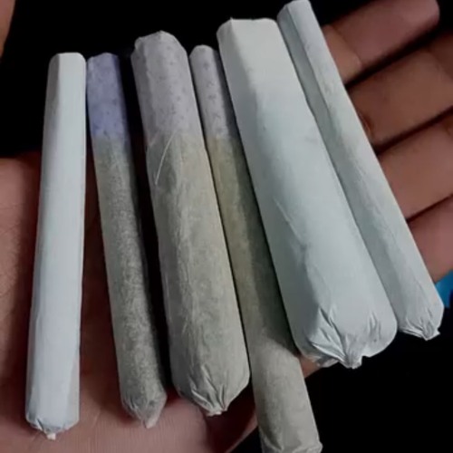 𝐒𝐌𝐎𝐊𝐈𝐍𝐆 𝐖𝐄𝐄𝐃