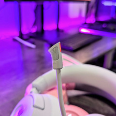 Razer Kraken Kitty V3 Pro Microphone Sample