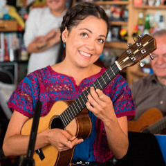 Tú sí sabes quererme - Tiny Desk Version