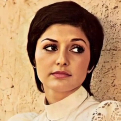 Avval massaj, keyin jinsiy aloqa. Lesbian video onlayn. Kiskelovodagi suv shlangining porno videosi