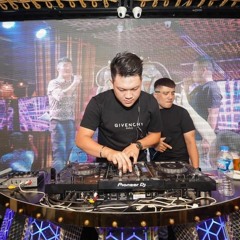 Xoạc Xoạc Xoạc vl ..... Vinahouse set cho năm mới 2021 ...... <3