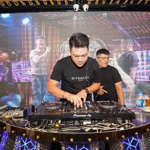 Xoạc Xoạc Xoạc vl ..... Vinahouse set cho năm mới 2021 ...... <3
