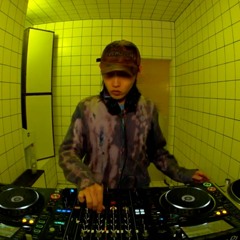 Sirens - DJ COMEDOWN   HÖR