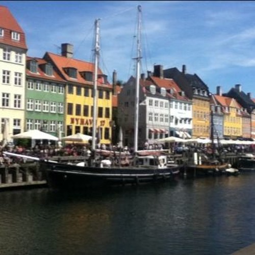 JRNL103 Emotional History Task: Copenhagen Catastrophe