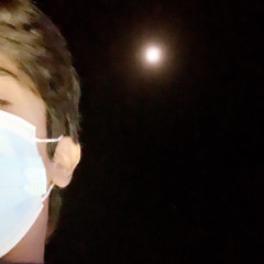 ⁨تعَبت اسايَر الحزن المطول واكتمَ العبرات :(