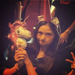 confetti 𑣲⋆｡˚