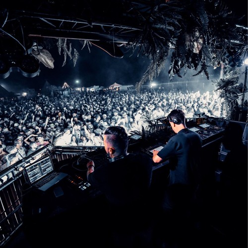 Cosmic Boys - Live Set At Sunday Festival (Airport Montpellier) France