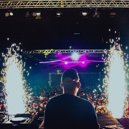 VÊ TU DE 4 É BOM DE MAIS, SAGITARIANA (DJ MT SILVÉRIO, CHRIS HELV, LD MENEZES)