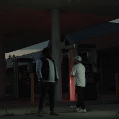 Squeeze Benz (feat.ORDNRYKYLE)