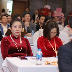 Nụ hồng mong manh -ft Lâm Nhật Tiến- Model: Hồng Dương