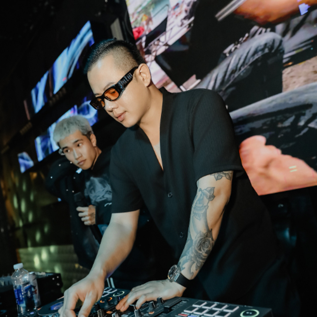 Dij Rin Stream Hon Le Cua Em 2026 - JayQ X KNV by DJ Rin | Listen online for ...
