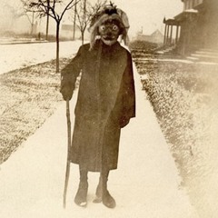 CAUTION with Slaq (maki,M8i)