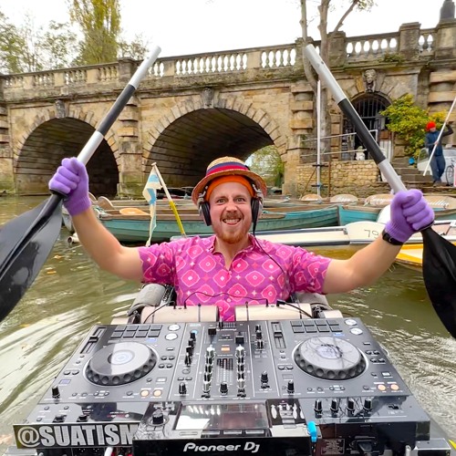 DJ takes CLUB on KAYAK...