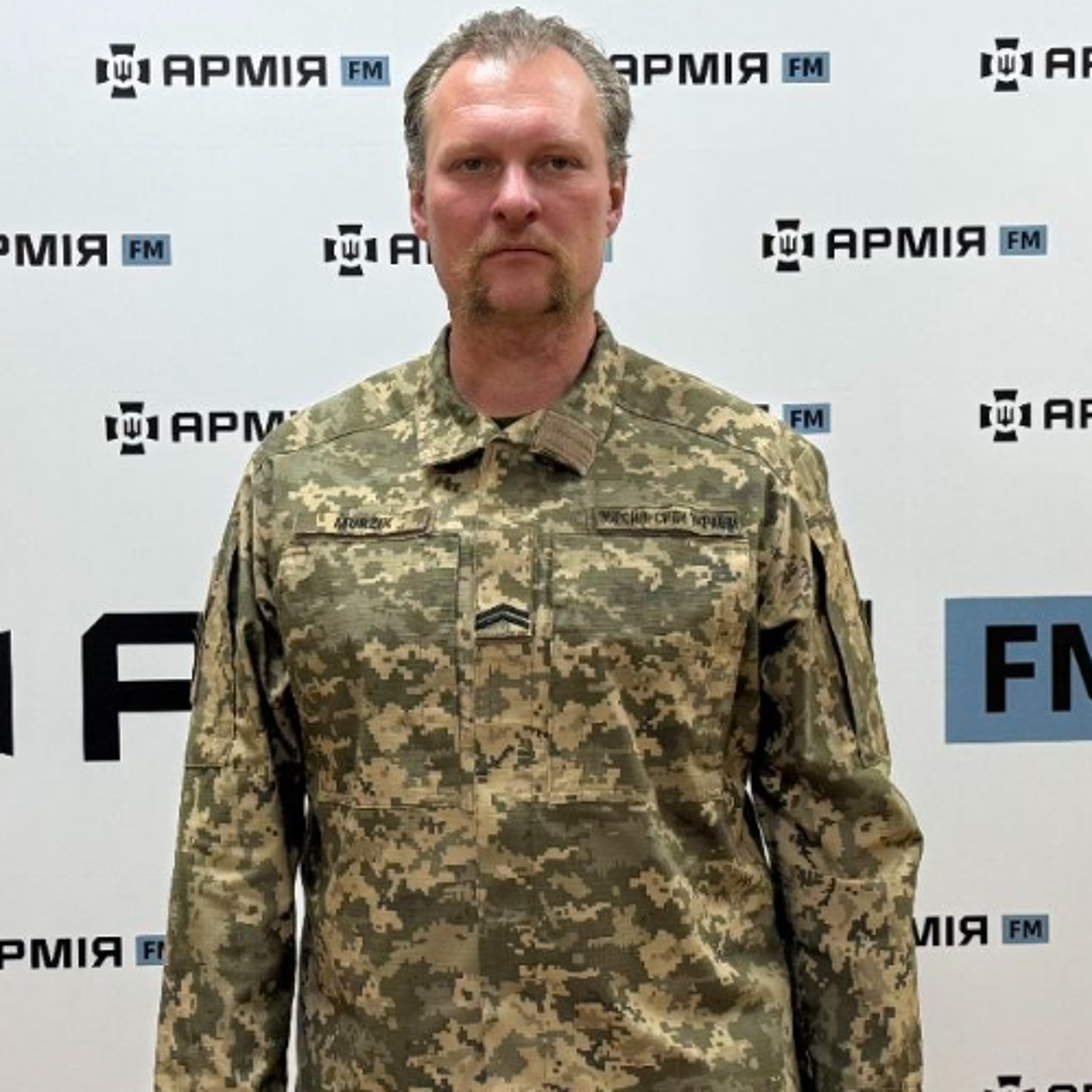 Історії позивних у війську: виставка про ідентичність українських бійців