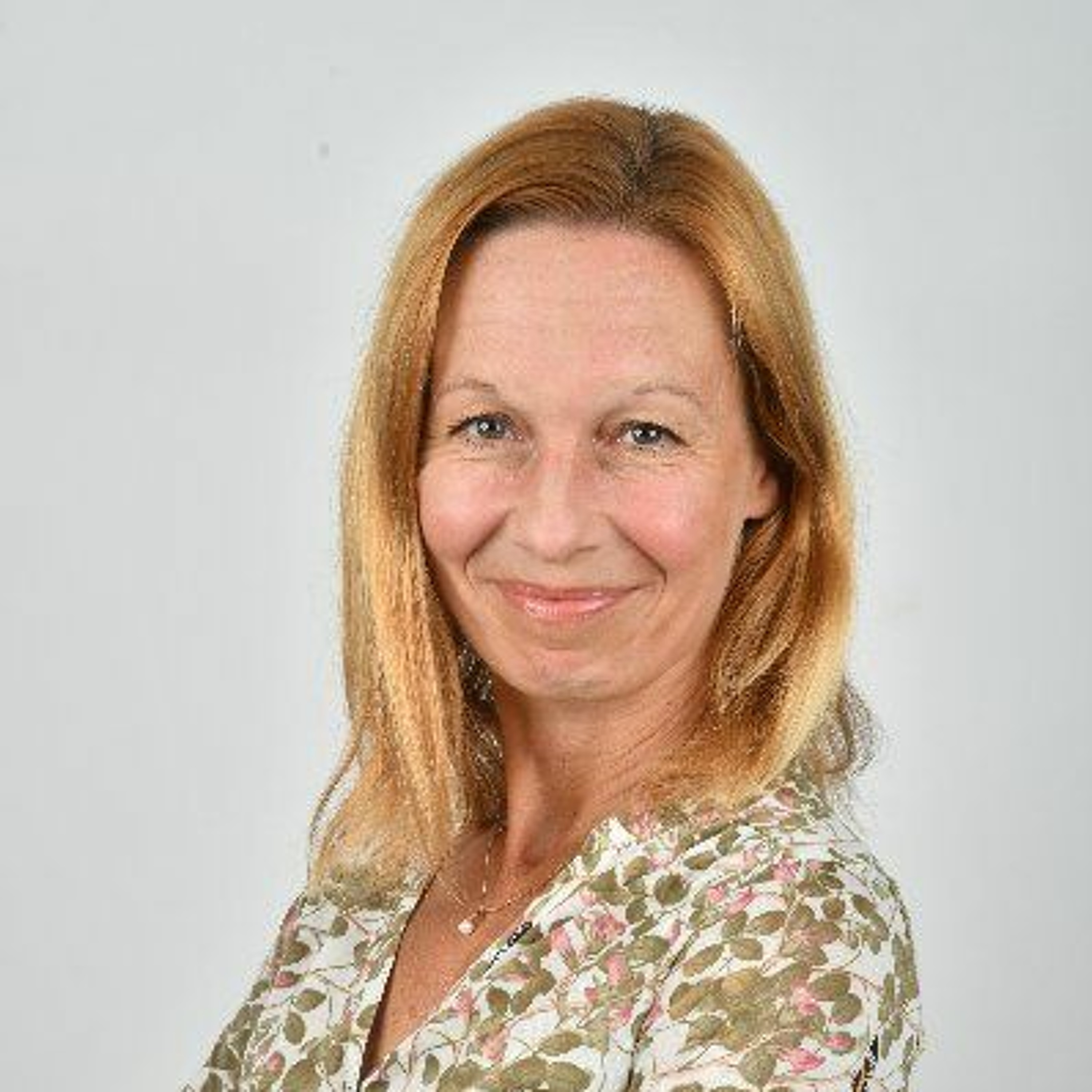 Telling Impactful Climate Finance Stories | Megan Rowling, Journalist at Thomson Reuters Foundation episode artwork