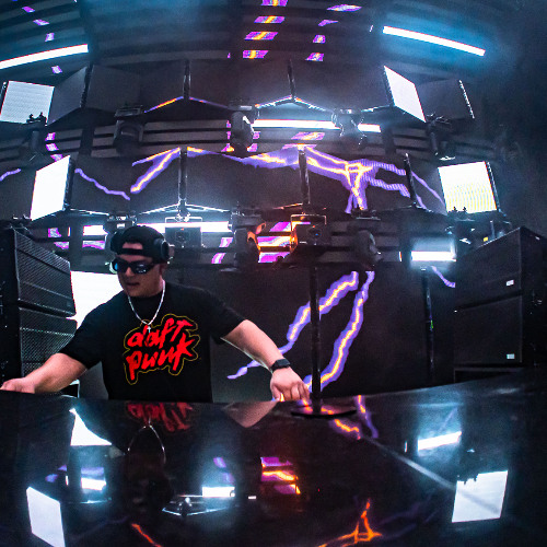 Direct Support for CLOONEE at Trio Charlotte 11/8/24