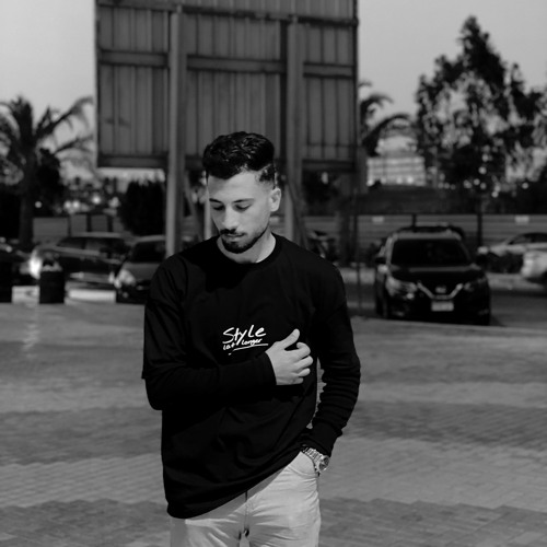 ‎⁨انا مش انا (وحيد وحيد و مفيش جديد)⁩