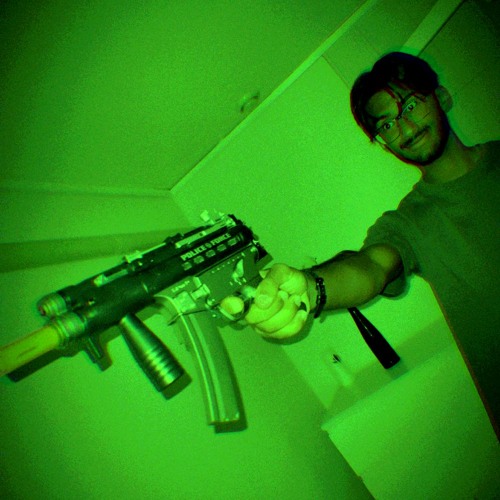 ZEVI CORP//LOAN WHORE (feat. DRAULT & SCXTTY) (prod. DIE! & BagHeadCorp)