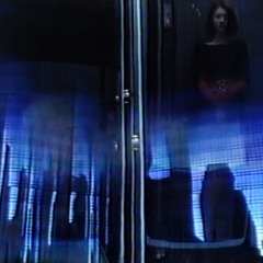 部​屋​の​向​こ​う​か​ら