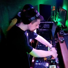 Naze b2b X-Teknokore - The Endemic Exposed Show (Techno)