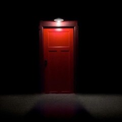 красная дверь жёлтая дверь дверь любого цвета