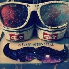 【﻿ｗｅ ｒ ｗｈｏ ｗｅ ｒ】