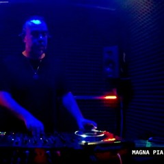 substratum stream at Bunker 1.0, Berlin - MAGNA PIA [Cassegrain]