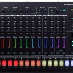 ROLAND TR8S [212]