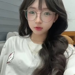 Em Dành Sự Ưu Tiên Để Em Lo Cho Chuyện Tình Duyên.op