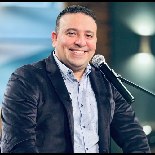 بيتر جمال زكي المرنم  ترنيمة  " تكفيني نعمتك "