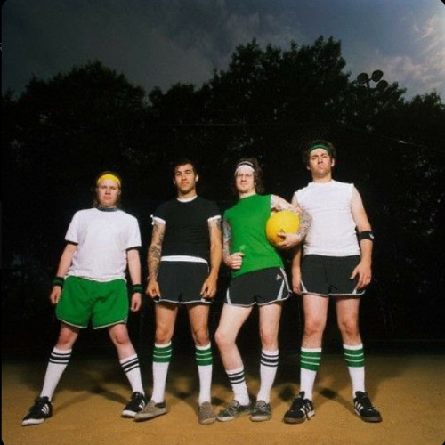 We Dont Take Hits We Write Them (Live) - Fall Out Boy