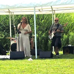 Rolling In The Deep (Adele)