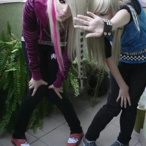 roshyw & dedgrl - welcome to our party! *teenage popstar pt2*