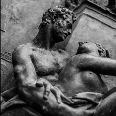 النارُ دائِمةٌ.. والجمرُ في كبِدي.